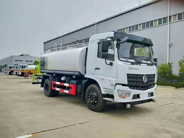 國(guó)六東風(fēng)D3灑水車(chē)12/14立方